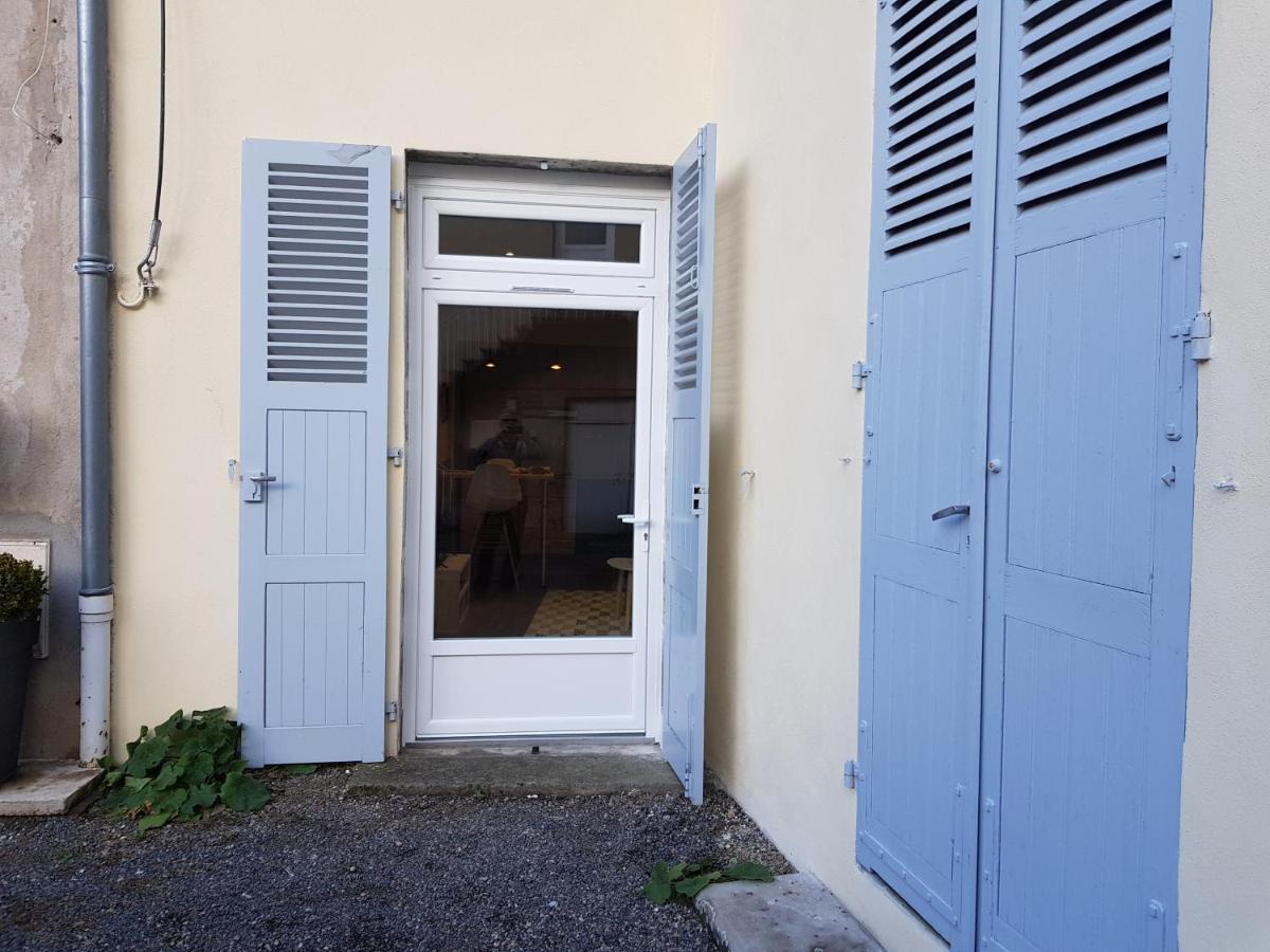 Roudadoux Appartement *